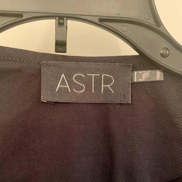ASTR The Label Gray Collarless Moto Style Jacket - Picture 5 of 11